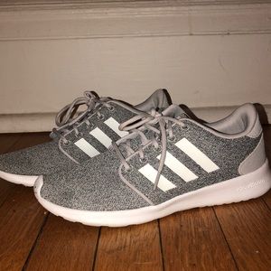 Adidas Neo Cloud Foam Women’s SZ 7